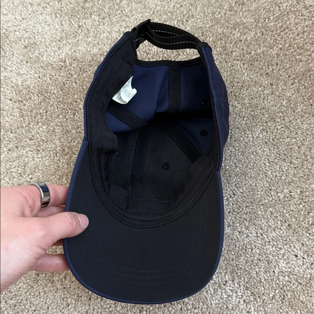 Lululemon Navy Blue Adjustable Athletic Seawheeze Runners Cap Hat